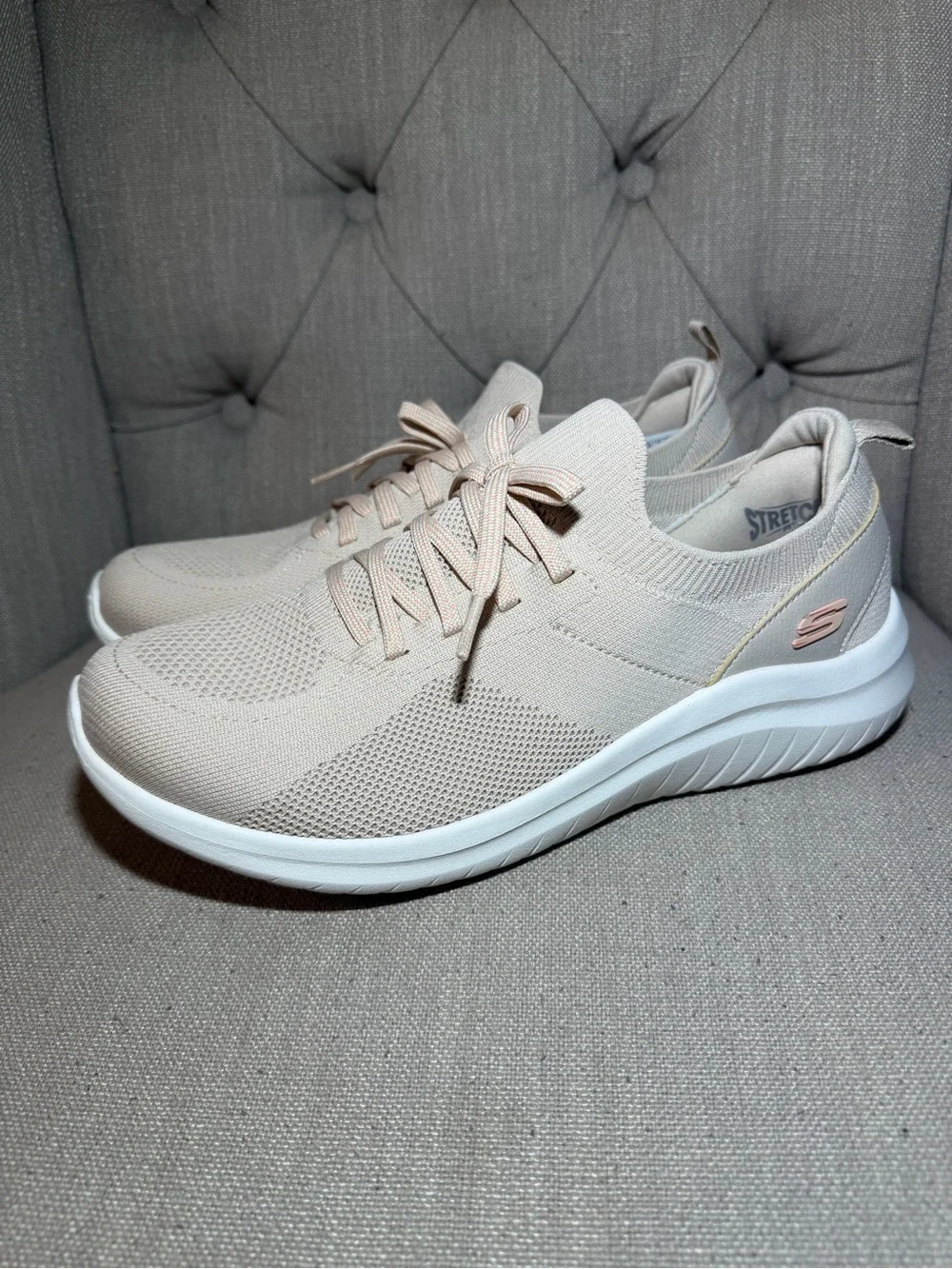 Skechers Ultra Flex sneakers size 10